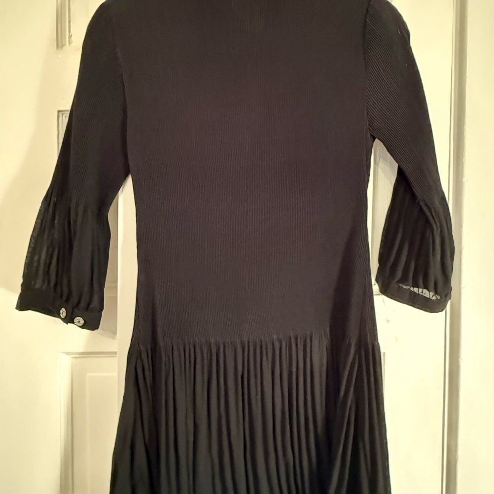 Black M Lindi Accordion Pleat Tunic Dress - Picture 2 of 6